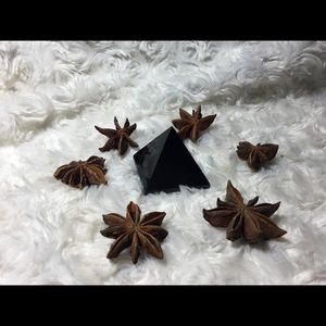 Natural Obsidian Pyramid